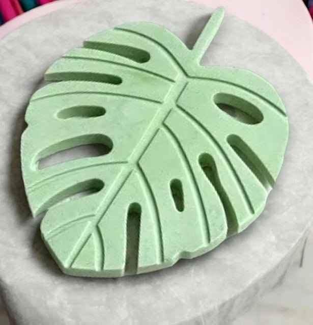 Monstera Blatt als Deko Element