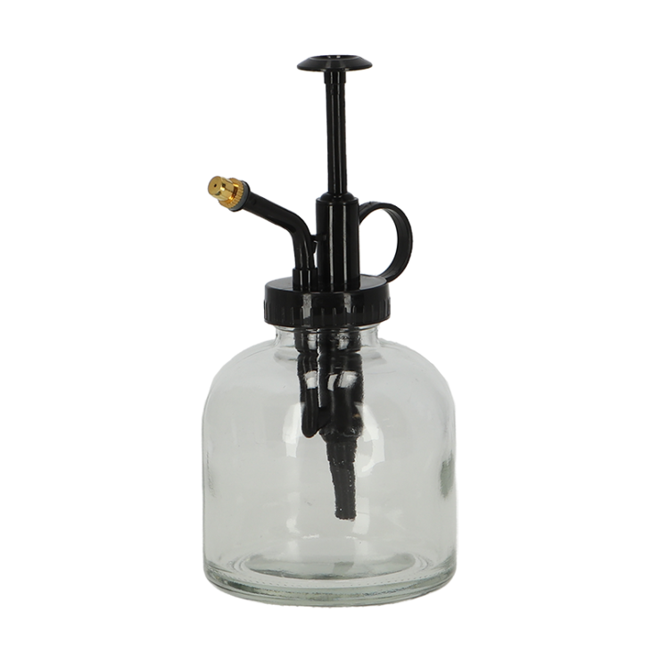 transparenter Pflanzensprüher, das perfekte Zubehör für eure Pflanzen